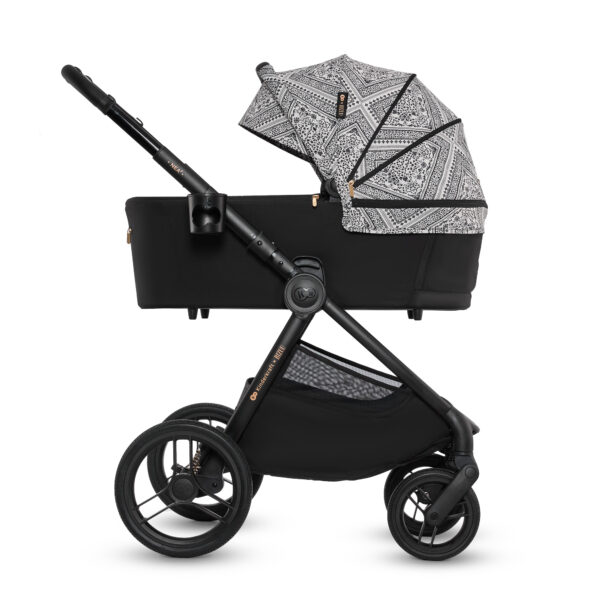 Poussette polyvalente NEA 2 - Lunar Black