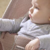 7317680061089-5 BabyBjörn Transat Bliss Mesh Rose Poudré